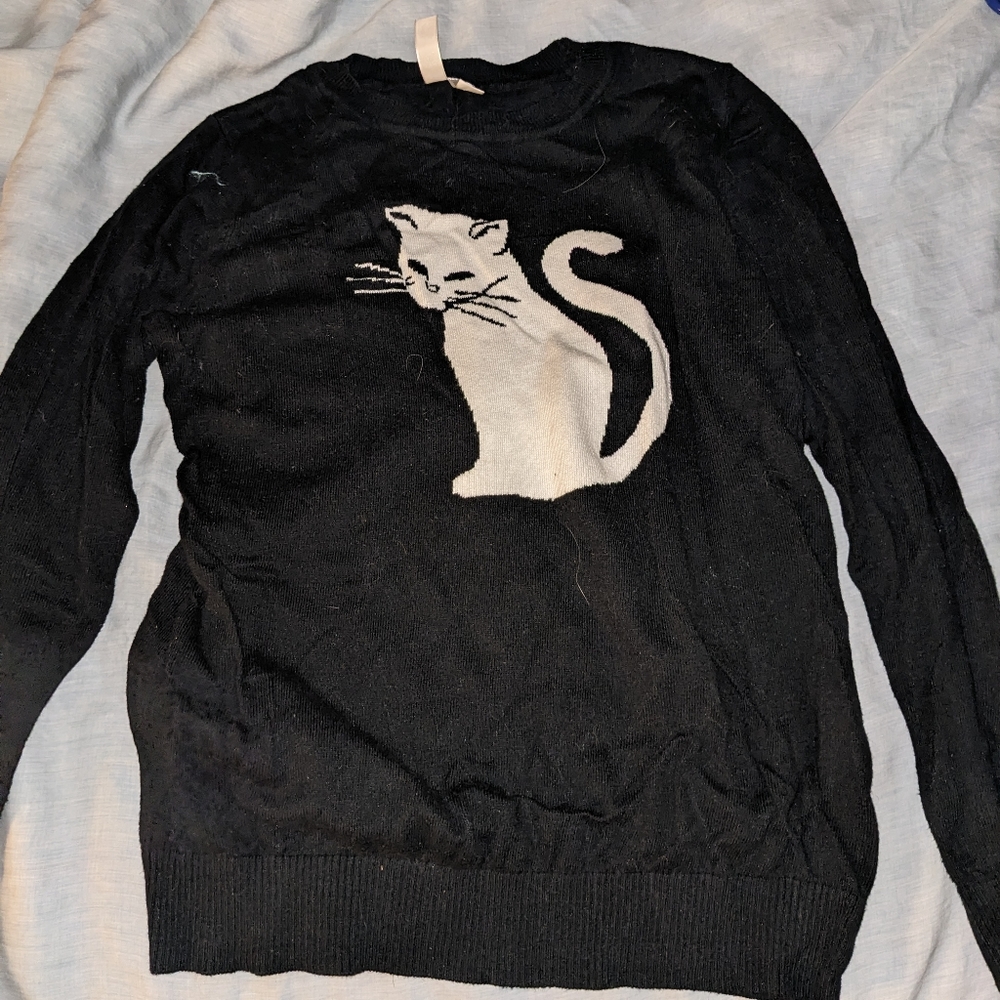 Pullover sweater
